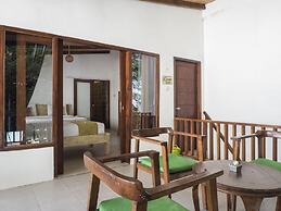 Gili Turtle Beach Resort