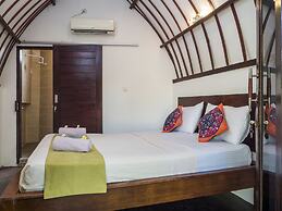 Gili Turtle Beach Resort