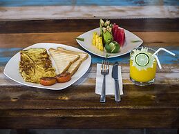 Gili Turtle Beach Resort