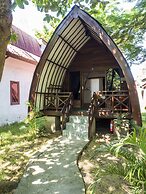 Gili Turtle Beach Resort