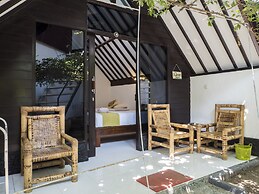 Gili Turtle Beach Resort