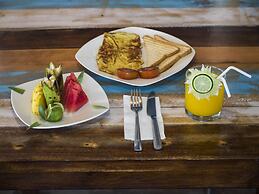 Gili Turtle Beach Resort