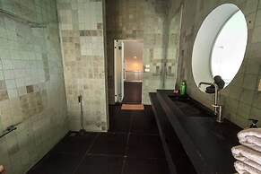 Sai Naam Lanta Residence