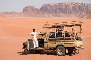 Desert Moon Camp