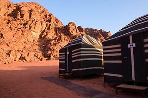 Desert Moon Camp