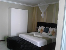 The New Mall Guest House