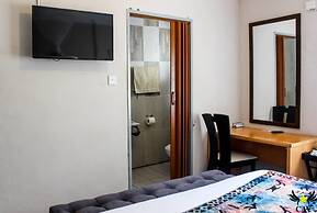 The New Mall Guest House