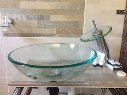 The New Mall Guest House