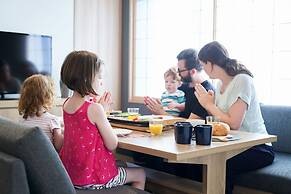 MIMARU KYOTO NIJO CASTLE