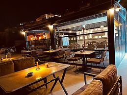 Kadim Otel