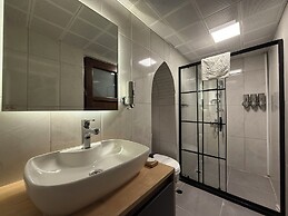 Kadim Otel