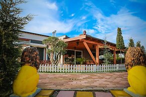 Gardenland Resort