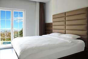Gardenland Resort