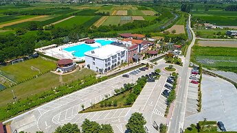 Gardenland Resort