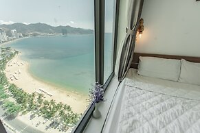 Beach Front Oceanous Apartment