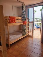 Endless Summer Hostel - Adults Only