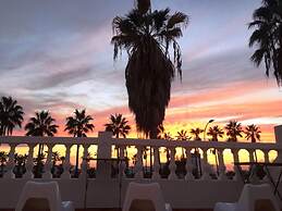 Endless Summer Hostel - Adults Only