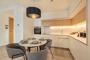 Lazure Hotel and Marina