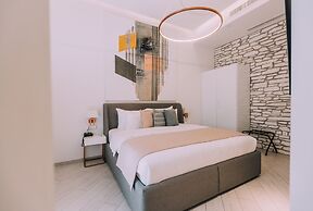 Lazure Hotel and Marina