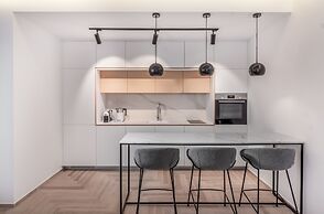 Lazure Hotel and Marina