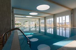 Lazure Hotel and Marina