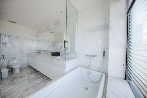 Acqua Villa Nha Trang