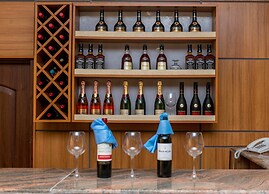 Sefcon Suites and Apartment