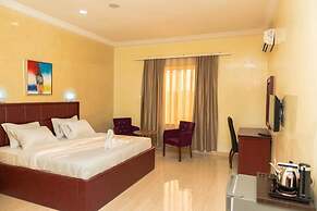 Sefcon Suites and Apartment