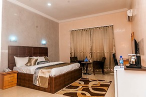 Sefcon Suites and Apartment