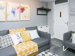 Malone Place Apartment