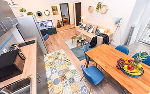 Parliament & River View Apartments