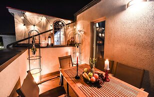 Parliament & River View Apartments