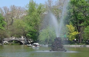 Parliament & River View Apartments
