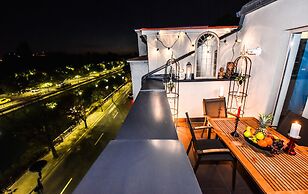 Parliament & River View Apartments