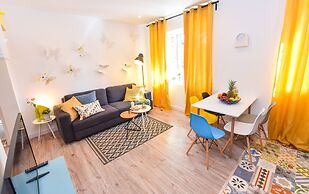 Parliament & River View Apartments