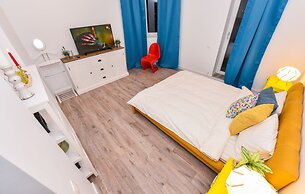 Parliament & River View Apartments