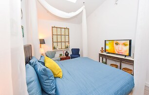 Parliament & River View Apartments