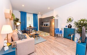 Parliament & River View Apartments