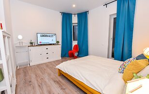 Parliament & River View Apartments