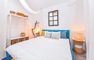 Parliament & River View Apartments