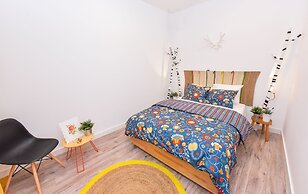 Parliament & River View Apartments