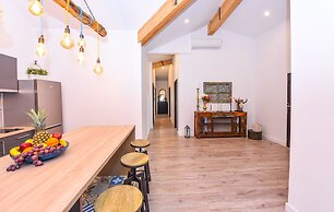 Parliament & River View Apartments