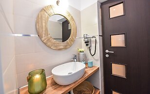 Parliament & River View Apartments