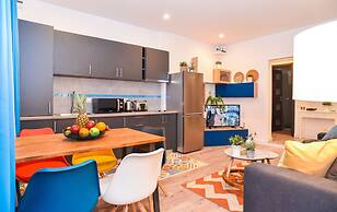 Parliament & River View Apartments