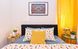 Parliament & River View Apartments