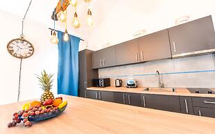 Parliament & River View Apartments