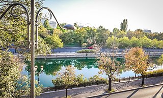 Parliament & River View Apartments