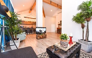 Parliament & River View Apartments