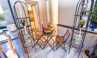 Parliament & River View Apartments