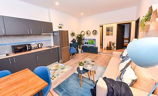 Parliament & River View Apartments